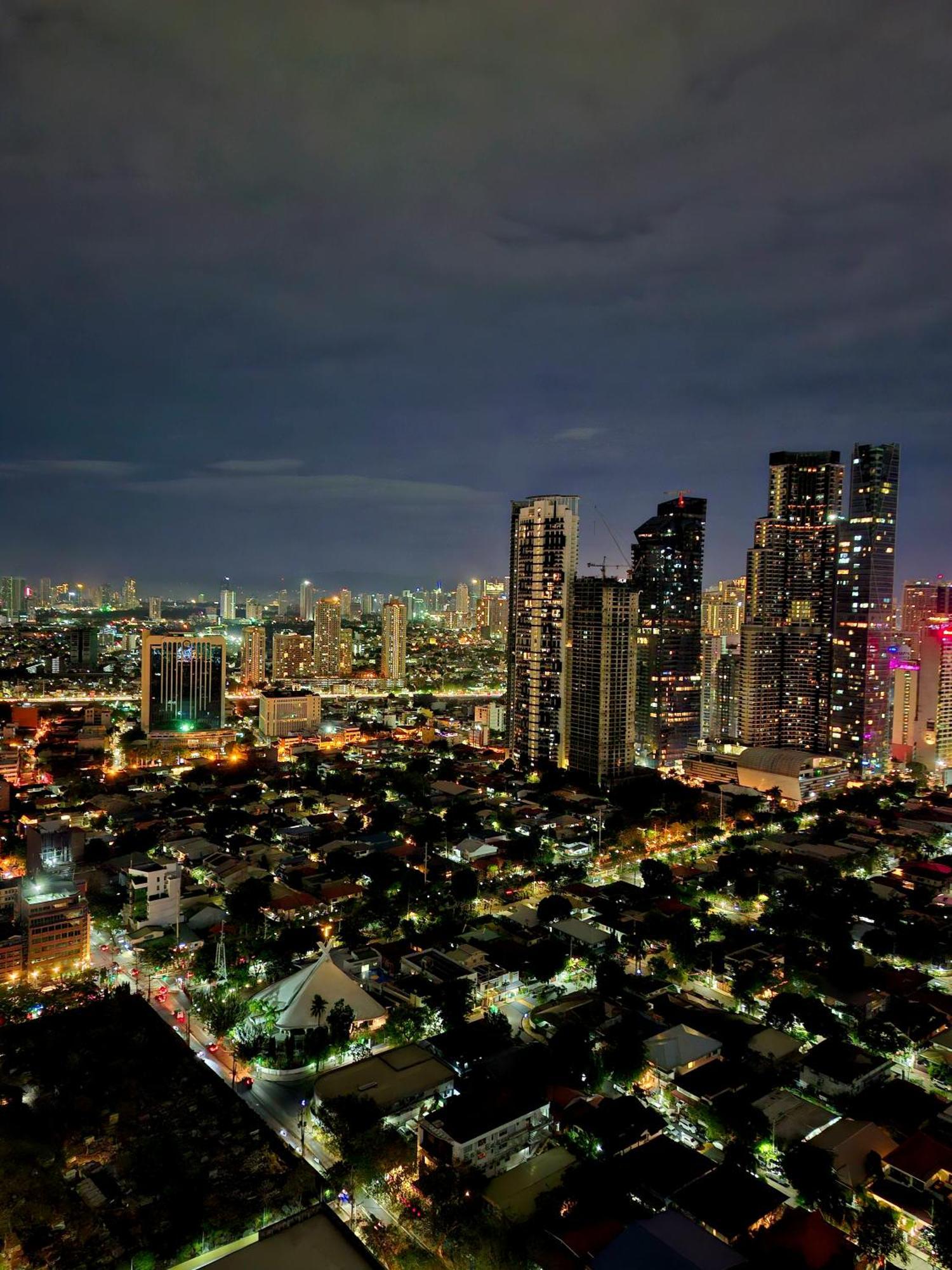 Serene Suite In Jazz Residences Makati City Extérieur photo